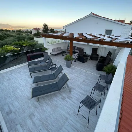 فيلة Bliss , Kastela - Croatia