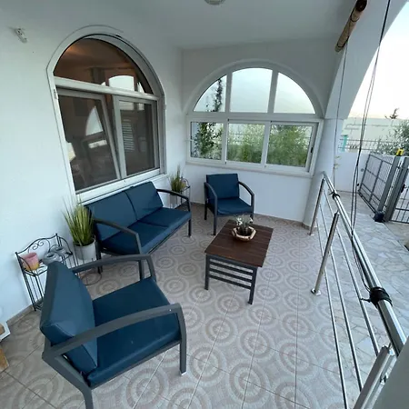 Bliss , Kastela - Croatia فيلة