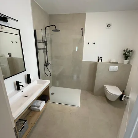 فيلة Bliss , Kastela - Croatia *